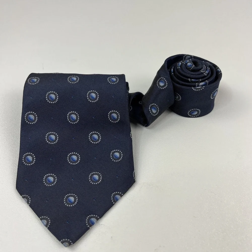 Ermenegildo Zegna Blue w/ Lt Blue & White Circle Silk Neck Tie 3.75